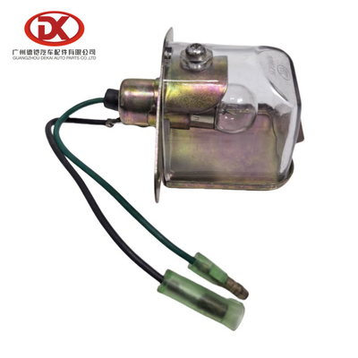 La plaque d'immatriculation de l'Isuzu NQR NPR Lanterne 5821200200 8980294770 700P 4HK1