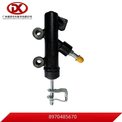 Le cylindre principal de l'embrayage ISUZU NKR 8942585260 8943129030