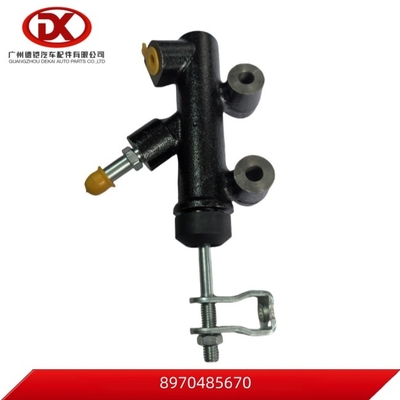 Le cylindre principal de l'embrayage ISUZU NKR 8942585260 8943129030