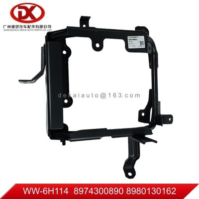 8974300890  8980130162   Support de phare droit  GXZ360/6UZ1-TCS
