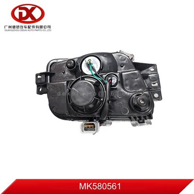 Lampes de brouillard gauche Convient pour les appareils MITSUBISHI MK580561 03-5005L 035005L 214-2051L-UE