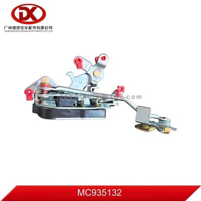 LATCH FR DOOR RH LH OEM MC935132 MC935099 pour le groupe MITSUBISHI