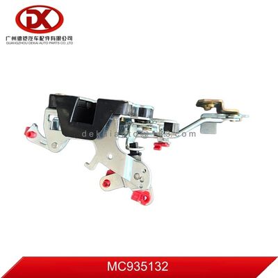 LATCH FR DOOR RH LH OEM MC935132 MC935099 pour le groupe MITSUBISHI