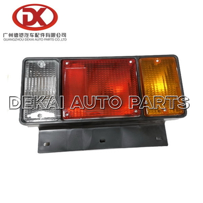 La lampe arrière de NPR 600P ISUZU Body Parts Truck Tail a mené 8942574202