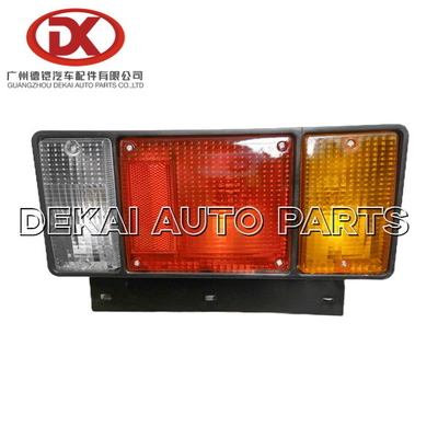 La lampe arrière de NPR 600P ISUZU Body Parts Truck Tail a mené 8942574202